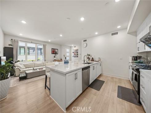 16175 Dawn Way 103 , Tustin, CA