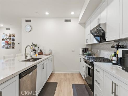 16175 Dawn Way 103 , Tustin, CA