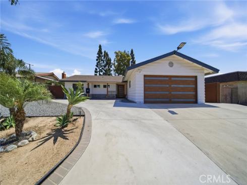 14762 Carfax