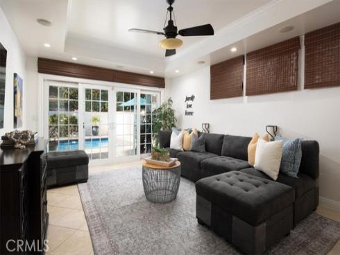 14272  Livingston  , Tustin, CA
