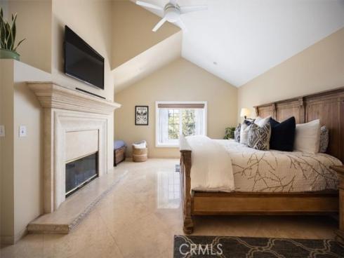 14272  Livingston  , Tustin, CA