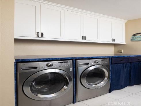 14272  Livingston  , Tustin, CA