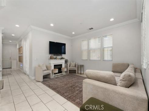 1487  Montgomery  , Tustin, CA