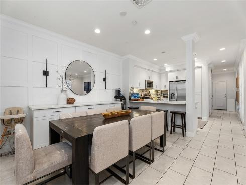 1487  Montgomery  , Tustin, CA