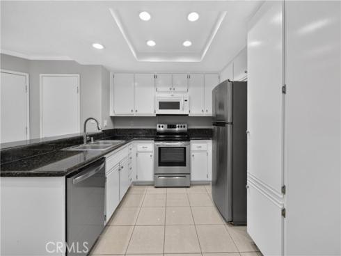 2800 Keller 70 , Tustin, CA