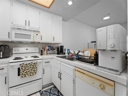 2960 Champion Way 1008 , Tustin, CA