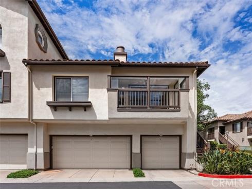 2960 Champion Way 1008 , Tustin, CA