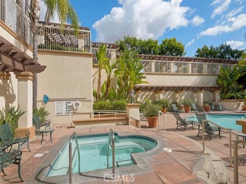 2960 Champion Way 1008 , Tustin, CA