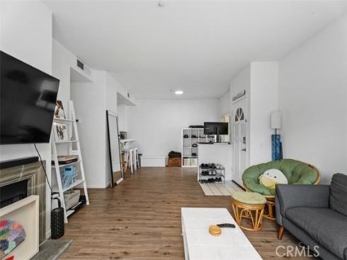 2960 Champion Way 1008 , Tustin, CA