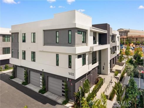 16123 Dawn 308 , Tustin, CA