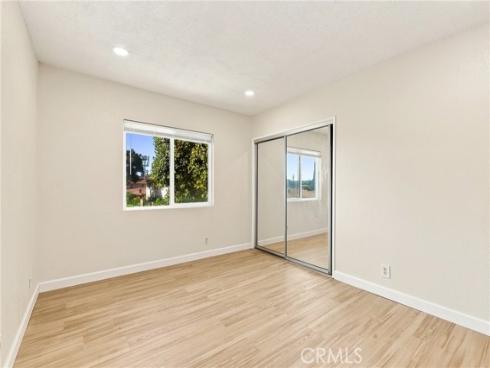 648 W Main D , Tustin, CA