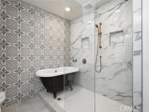 17515  Via Lindo  , Tustin, CA