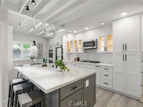 17515  Via Lindo  , Tustin, CA