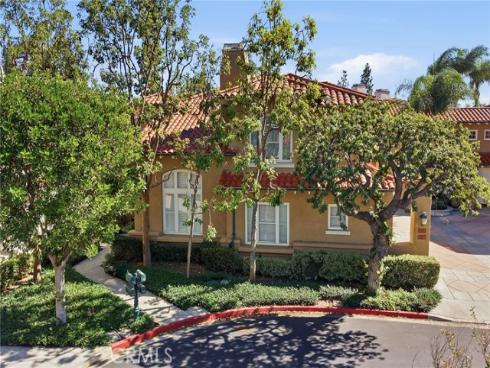 2491  Aquasanta  , Tustin, CA