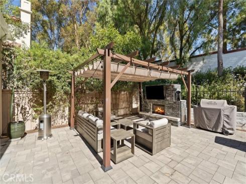 10898 Dishman Place, Tustin, CA