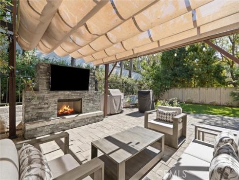 10898 Dishman Place, Tustin, CA