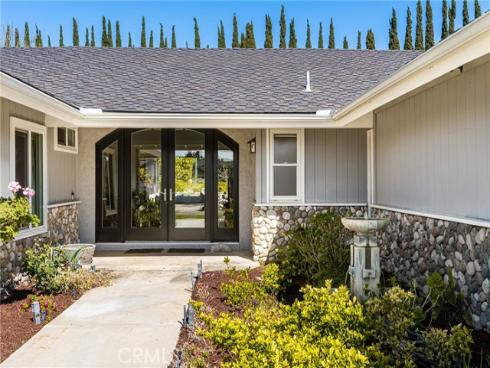 9872  Oakwood   Circle, Villa Park, CA