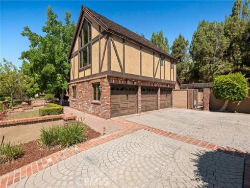 18901  Ridgeview Circle  , Villa Park, CA