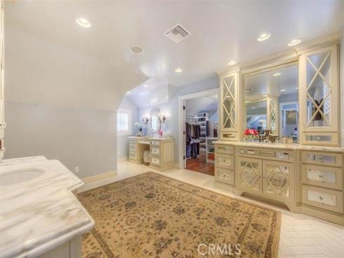 9882  Wildwood   Way, Villa Park, CA