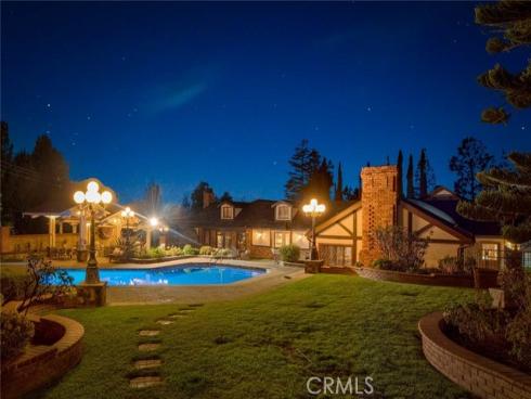 19241  Canyon   Drive, Villa Park, CA