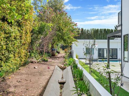 18852  Canyon Crest   Drive, Villa Park, CA