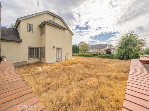 10201  Center   Drive, Villa Park, CA