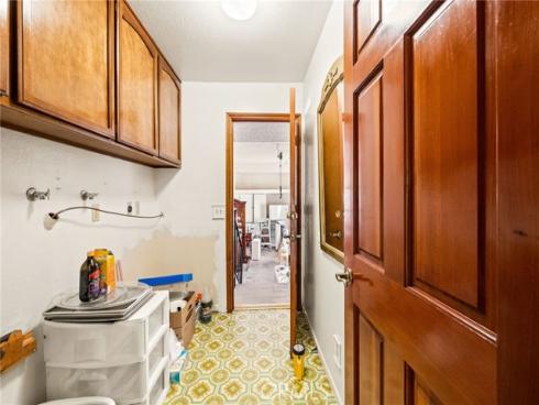 18471  Hillcrest  , Villa Park, CA