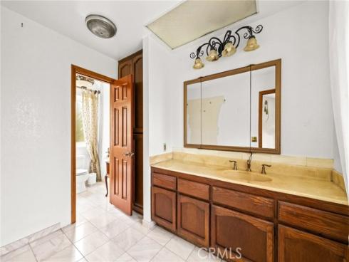 18471  Hillcrest  , Villa Park, CA