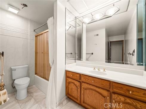 18471  Hillcrest  , Villa Park, CA