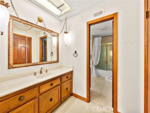 18471  Hillcrest  , Villa Park, CA