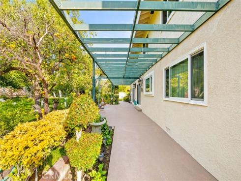 18471  Hillcrest  , Villa Park, CA