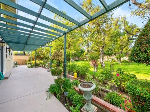 18471  Hillcrest  , Villa Park, CA