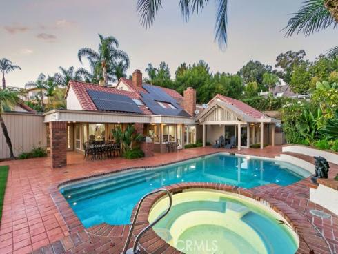 18811  Ridgeview  , Villa Park, CA