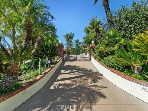 18811  Ridgeview  , Villa Park, CA