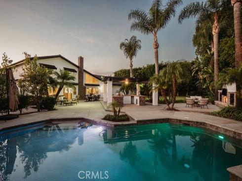 10262  Old Lamplighter   Lane, Villa Park, CA