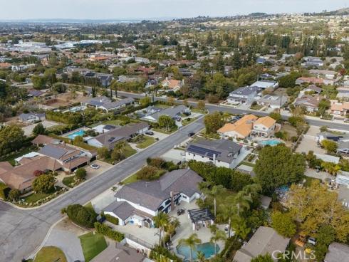 10262  Old Lamplighter   Lane, Villa Park, CA