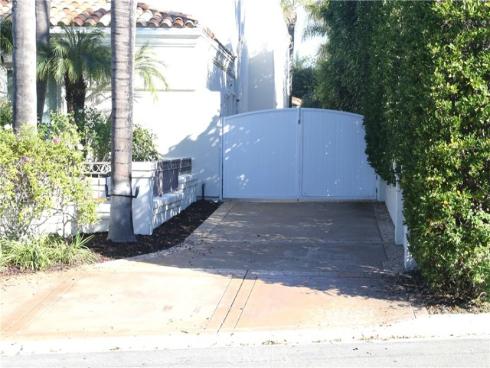 10762 Center Drive, Villa Park, CA