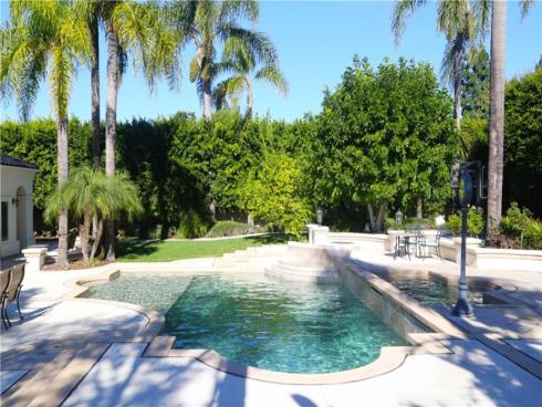 10762 Center Drive, Villa Park, CA