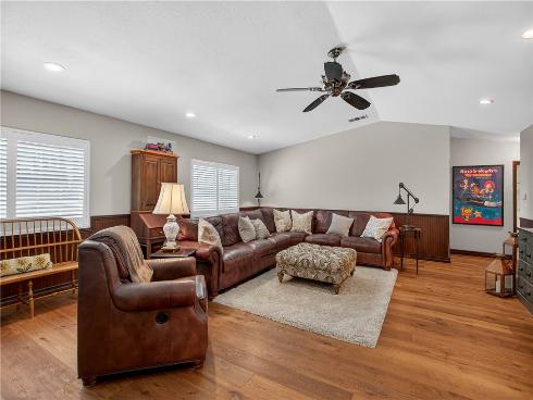 18062  Rosanne  , Villa Park, CA