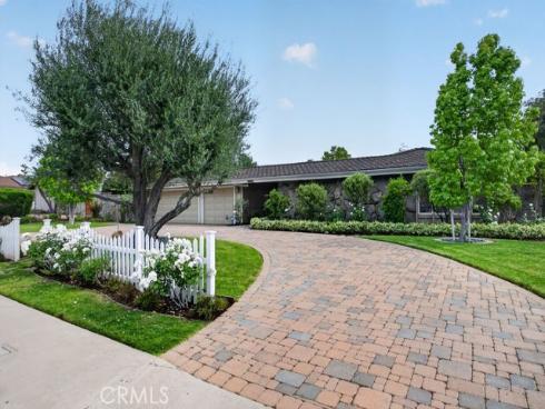 18212  Lincoln  , Villa Park, CA