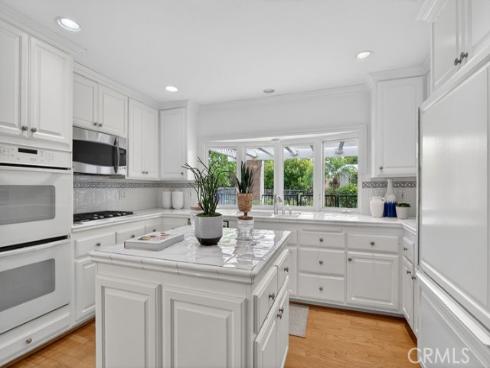 18212  Lincoln  , Villa Park, CA