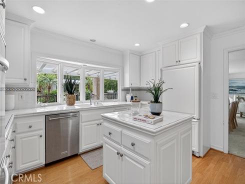 18212  Lincoln  , Villa Park, CA