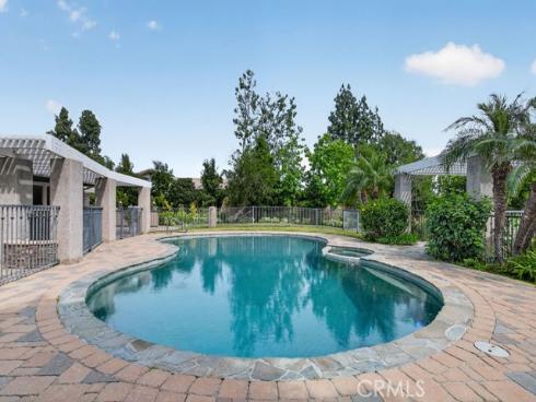 18212  Lincoln  , Villa Park, CA