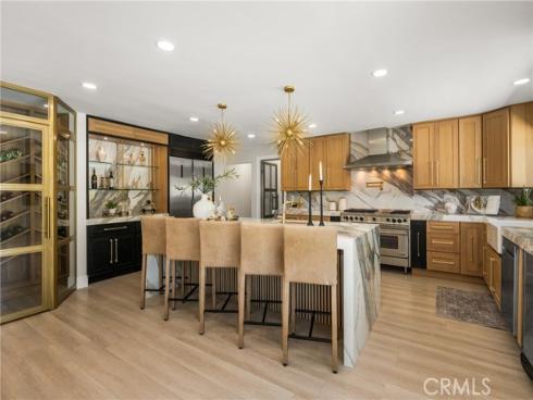 10282  Old Lamplighter   Lane, Villa Park, CA