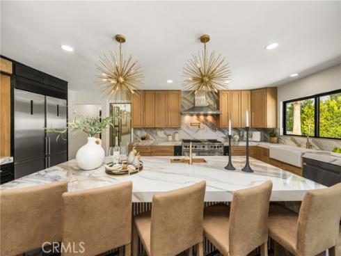 10282  Old Lamplighter   Lane, Villa Park, CA