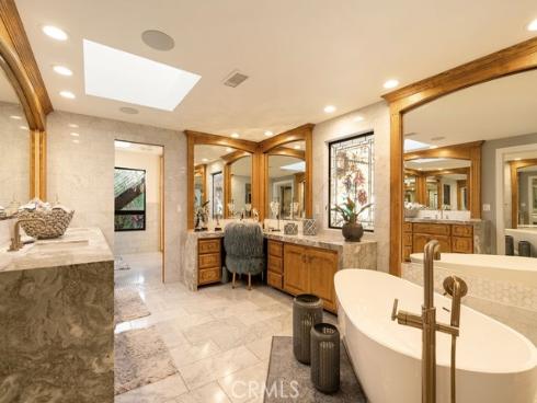 18821 Ridgeview Circle, Villa Park, CA