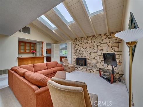 10162  Knuth   Circle, Villa Park, CA