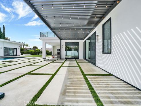 18852  Canyon Crest   Drive, Villa Park, CA
