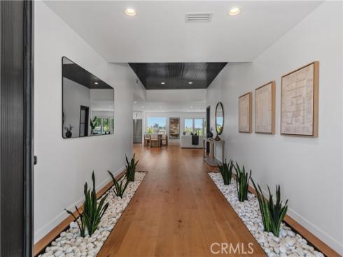 18512 Lincoln Cir , Villa Park, CA