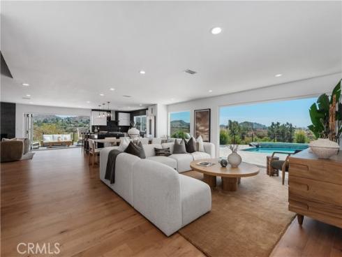 18512 Lincoln Cir , Villa Park, CA